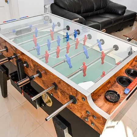 Amigo Vendeghaz Villa *